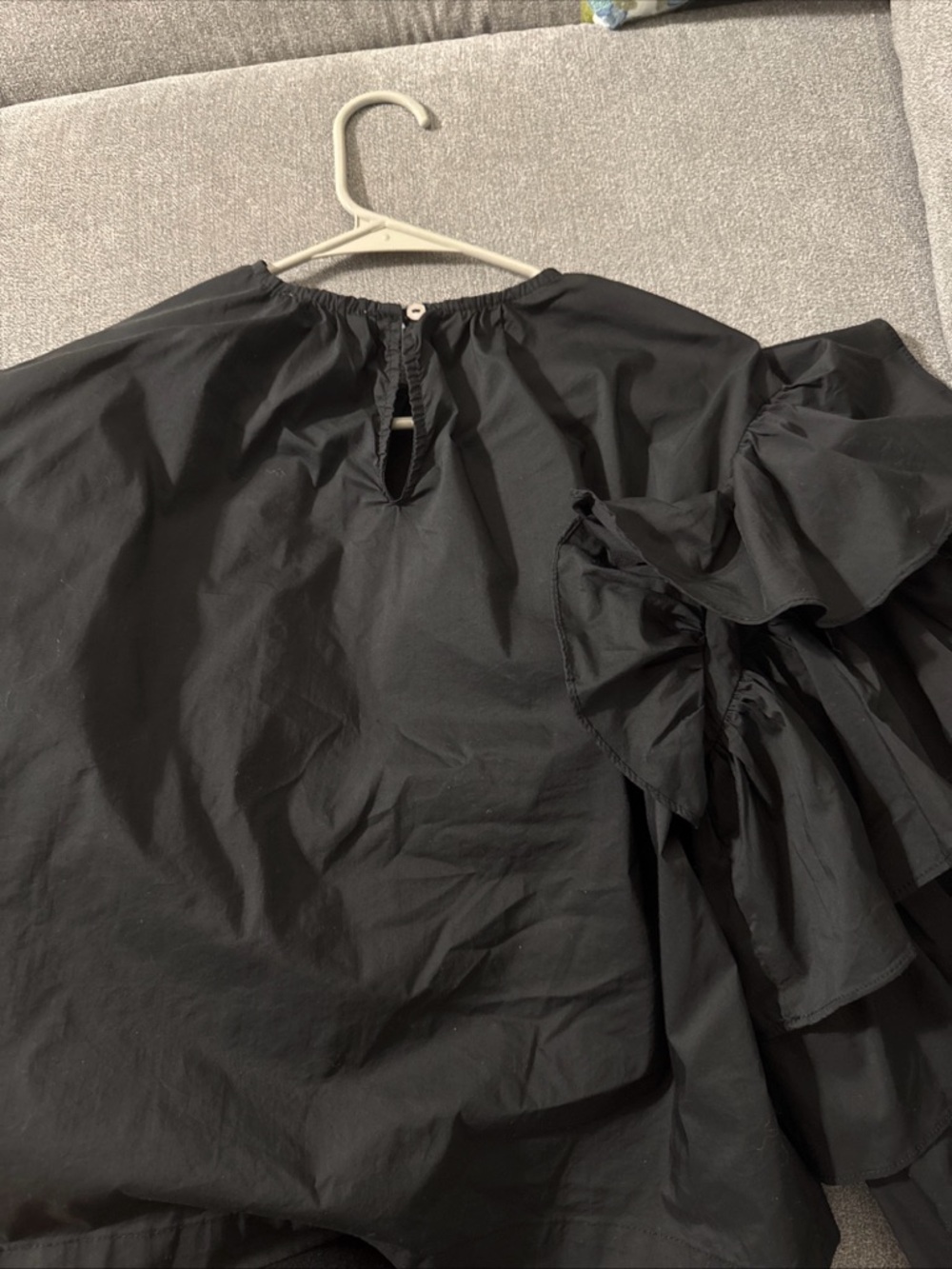 Karlie Black Ruffle Sleeve Large Blouse EUC - Picture 6 of 6